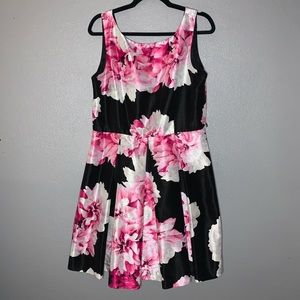DB Est. 1962 Black & Pink Flower dress- size 12